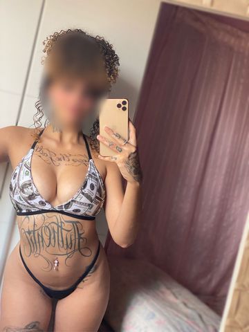 Olá meus amores sou mineira estou aqui de agem, meu atendimento é completo com anal apertadinho gostoso e oral babadinho sem camisinha. Atendo a domicílio 