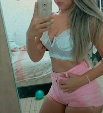 Sou linda  loira adora sexo