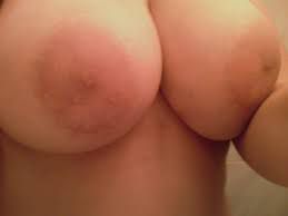 
Olá,meus amores tenho 45 anos sou uma linda mulher madura,pele macia e cheirosa
Tenho cabelos longos,olhos azuis e seios grandes naturais
Tenho local