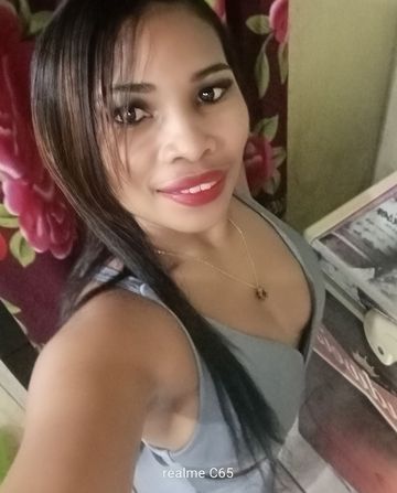 Eu faço tudo com camisinha e tudo tem um preço 