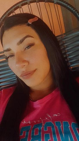 Morena alta cabelos longos carnuda juntos vamos realizar seus fetixes 